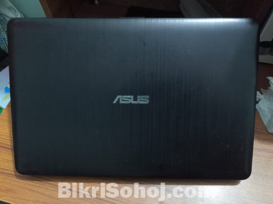 Asus Vivobook 1TB Rom, 8GB Ram i3 7th Generation laptop